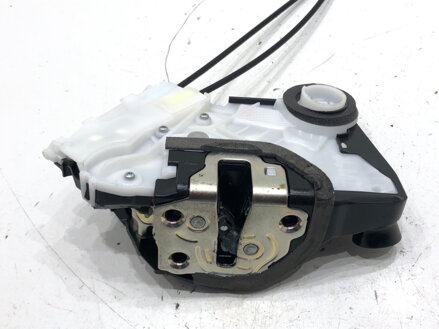 Zámek dveří pravý přední Toyota Yaris (_P13_) 2010 - 2022