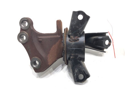 Polštář motoru levý Mitsubishi Mirage / Space Star VI Liftback (A0_A) 2012 - 2022