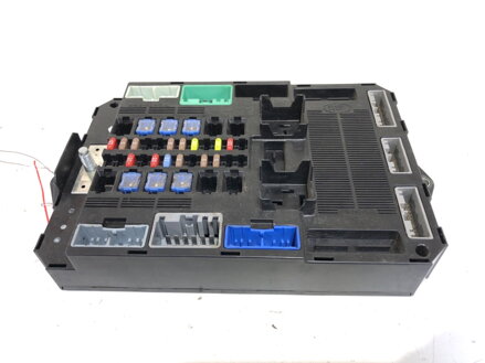 Pojistková skříňka Jaguar XF I (X250) 2008 - 2015 DX23-14B476-AG