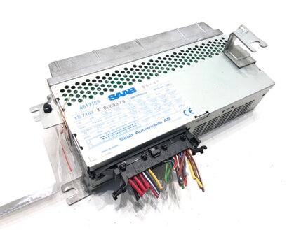 Zesilovač Saab 9-5 Kombi (YS3E) 1998 - 2009 4617163