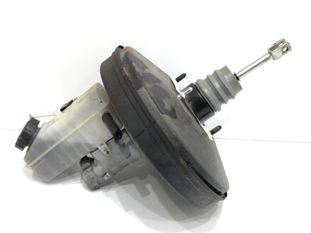 Posilovač brzd Dacia Duster (HS_) 2010 - 2018 472107999R