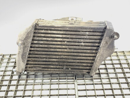 Intercooler pravý Audi A8 D3 (4E2, 4E8) 2002 - 2010 4E0145872C