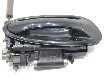 Klika vnější pravá přední Porsche Panamera (970) 2009 - 2017 97053706404