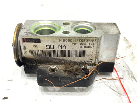 Ventil radiátoru topení VW Touran (1T1, 1T2) 2003 - 2010 1K0820679