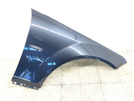 Blatník pravý přední Mercedes-benz Class C (W204) 2007 - 2015