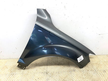 Blatník pravý přední Audi Q7 (4LB) 2006 - 2016 L8L8