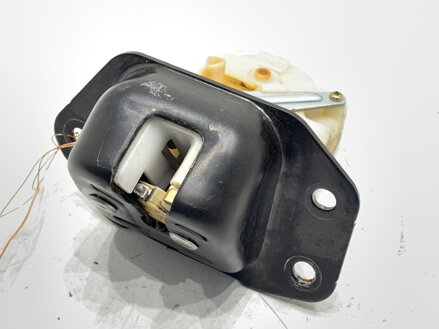 Zámek víka kufru zadní Nissan Note (E11, NE11) 2005 - 2013