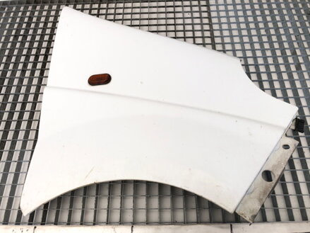 Blatník pravý přední Opel Vivaro A Autobus (X83) 2001 - 2014