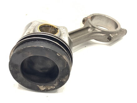 Píst S ojnicí Skoda Kodiaq (NS7, NV7, NS6) 2016 - 2022 04LA