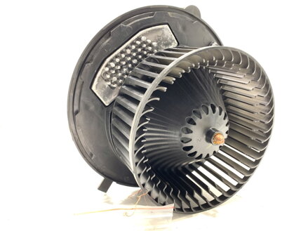 Ventilátor topení Skoda Karoq (NU7, ND7) 2017 - 2022 5WB819015