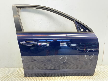 Dveře pravé přední Skoda Octavia III (5E3, NL3, NR3) 2012 - 2022 LF5A