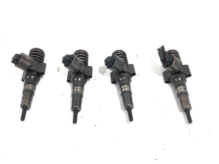 Vstřikovače sada Audi A3 (8P1) 2003 - 2013 03G130073B