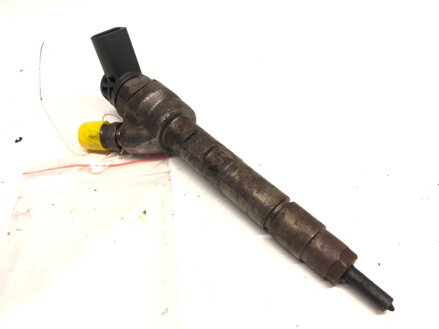 Vstřikovač BMW X3 (F25) 2010 - 2017 7810702