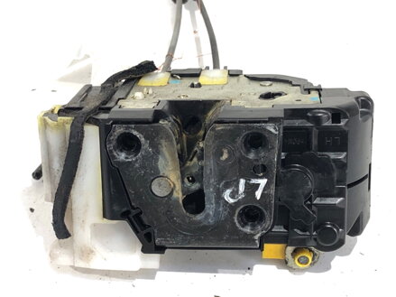 Zámek dveří levý přední Hyundai I20 I (PB, PBT) 2008 - 2022