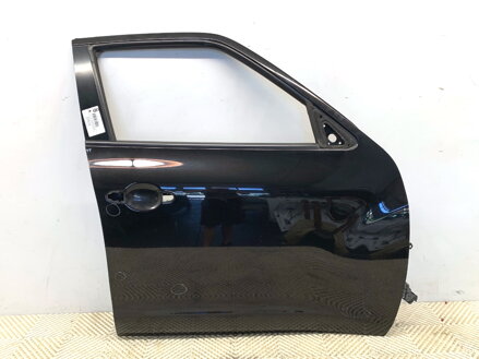 Dveře pravé přední Nissan Juke (F15) 2010 - 2022