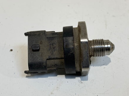 Čidlo tlaku paliva Mazda CX-5 (KE, GH) 2011 - 2017 0261545074