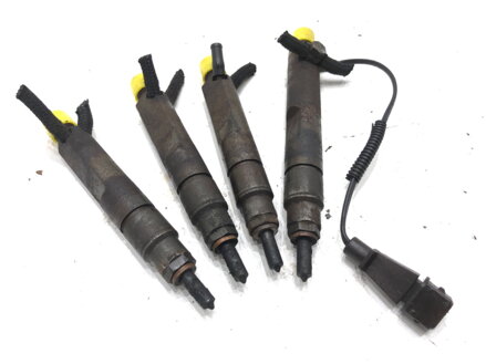 Vstřikovače sada VW Golf IV (1J1) 1997 - 2008 028130202Q