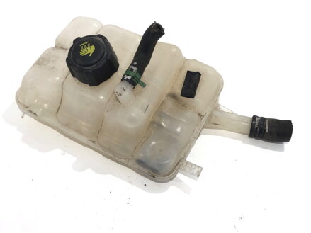 Vyrovnávací nádobka chladicí kapaliny Renault Megane IV Liftback (B9A/M/N_) 2015 - 2022 217104048R