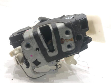 Zámek dveří pravý přední Ford USA Mustang Coupe 2014 - 2022 BF6A-F21812-BF