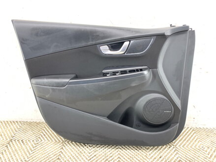 Tapecírung dveří levý přední Hyundai Kona (OS, OSE, OSI) 2017 - 2022