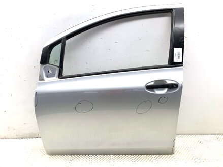 Dveře levé přední Toyota Yaris (_P9_) 2005 - 2014 1E7