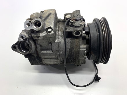 Kompresor klimatizace Skoda Superb I (3U4) 2001 - 2008 8D0260808