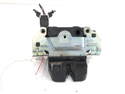 Zámek víka kufru zadní Opel Zafira B (A05) 2005 - 2015 13117285