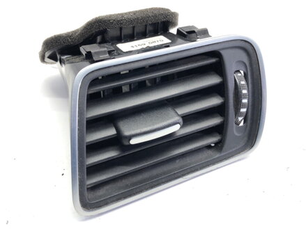 Mřížka ventilace levá přední VW Passat B7 (362) 2010 - 2015 3AB819701A