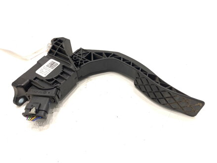 Plynový pedál Audi A4 B9 Avant (8W5, 8WD) 2015 - 2025 8W1723523