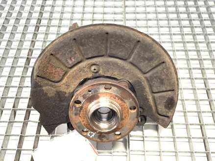 Otoč pravá přední VW Touran (1T1, 1T2) 2003 - 2010