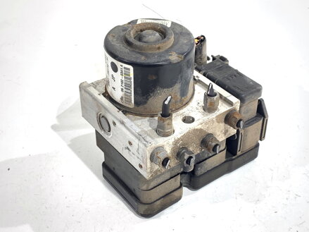 Čerpadlo Mazda 5 (CR19) 2005 - 2010 5N61-2M110-AC