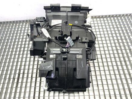 Radiátor topení kompletní kombajn Renault Clio V (B7_) 2019 - 2022 272704883R