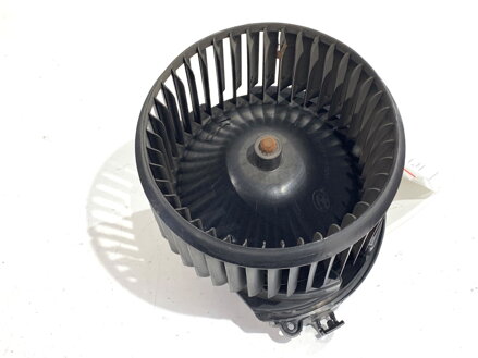 Ventilátor topení BMW X2 (F39) 2017 - 2022 9297752