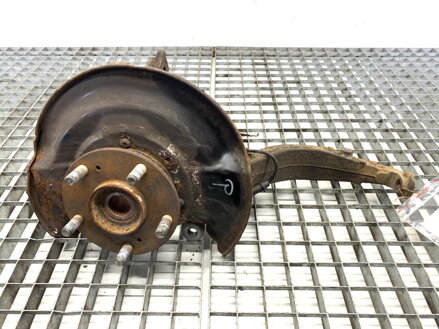 Otoč pravá přední Honda Accord VII (CM) 2002 - 2008