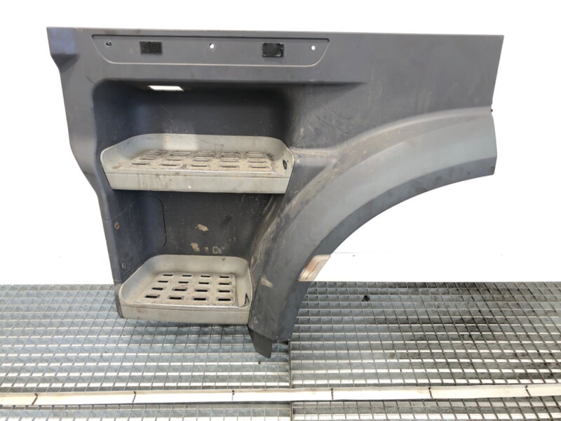 Schod kabiny levý DAF XF 2012 - 2022 1835023LH