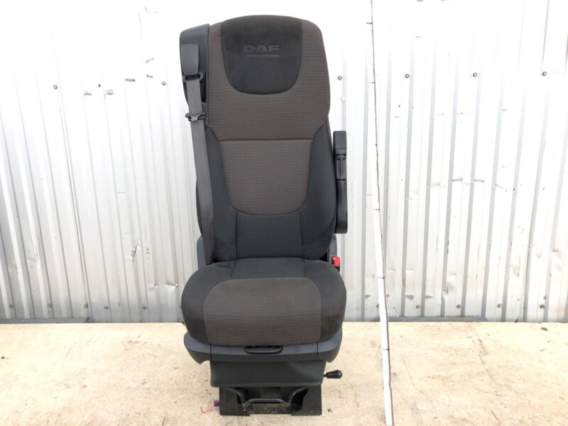 Sedadlo pravé přední DAF XF 2012 - 2022