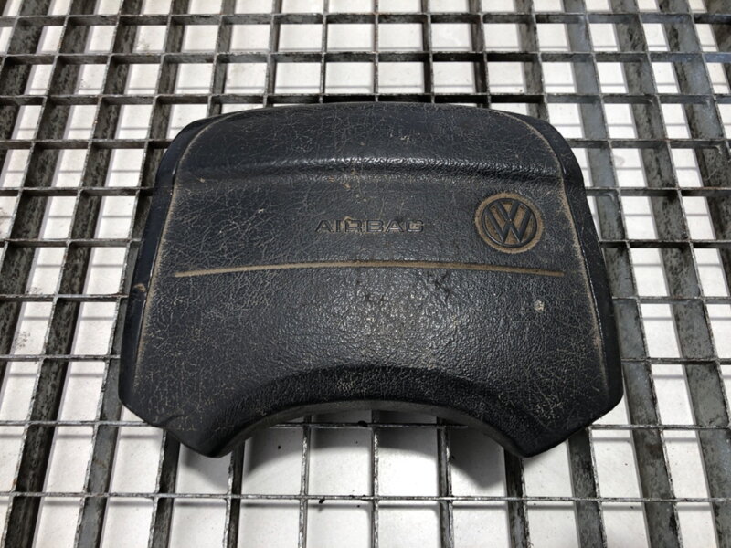 Airbag řidiče VW Transporter IV Autobus ( 70B , 70C , 7DB , 7DK , 70J , 70K , 7DC , 7 1990 - 2004