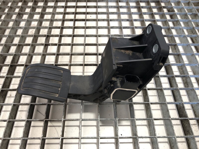 Plynový pedál DAF XF 2012 - 2022 1060240