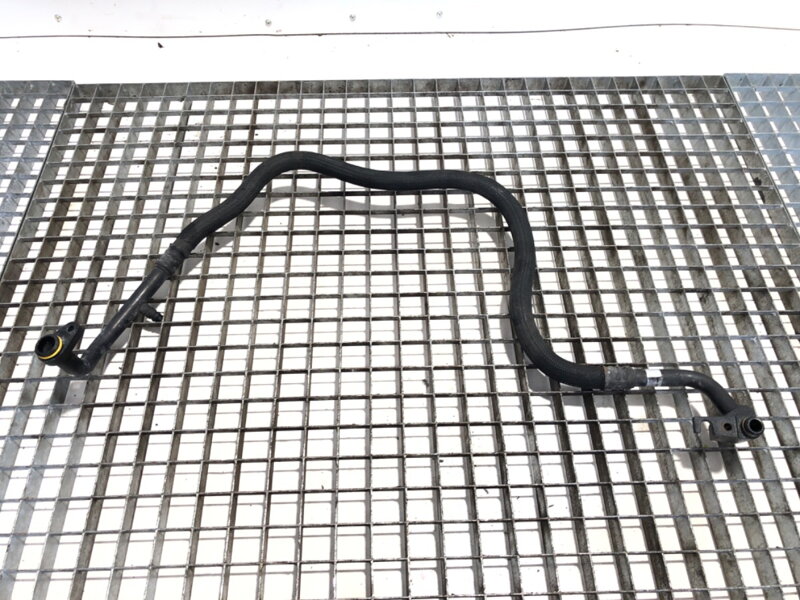 Hadice klimatizace Scania L , P , G , R , S - Series 2016 - 2022 2608754