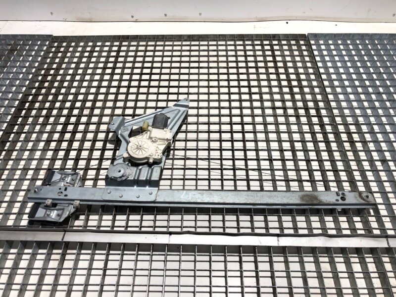 Stahovačka okna levá přední Mercedes-benz Sprinter 3-T (B906) 2006 - 2022 A0068205442