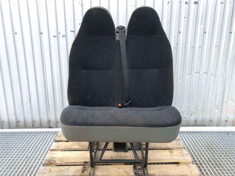 Sedadlo pravé přední Iveco Daily III 1997 - 2009