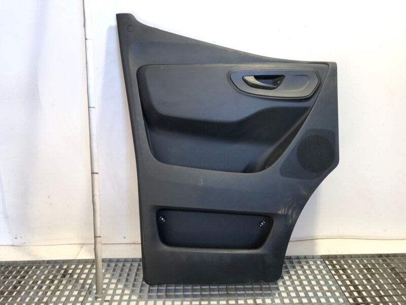 Tapecírung dveří levý přední Mercedes-benz Sprinter 3 , 5-T Tourer BUS (B907) 2018 - 2022