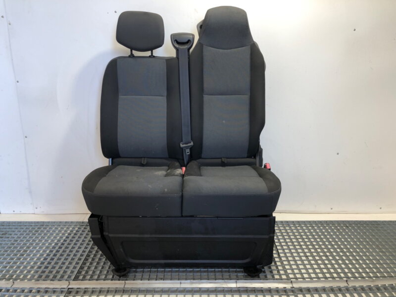 Sedadlo pravé přední Renault Master III (EV, HV, UV) 2010 - 2022