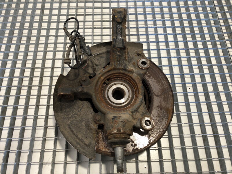 Otoč levá přední Renault Master III (FV) 2010 - 2022