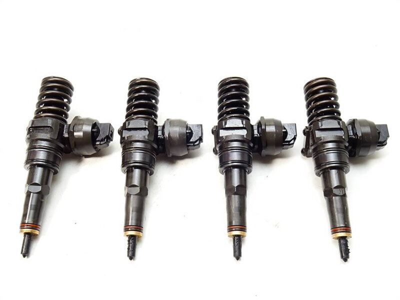 Vstřikovače Audi A4 B6 Avant (8E5) 2000 - 2005 0414720037