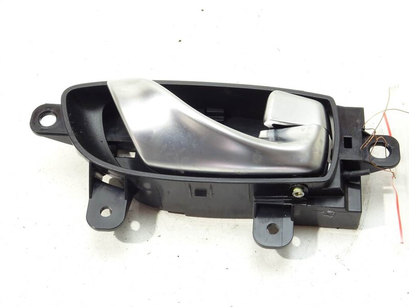 Klika přední pravá vnitřní Infiniti Q50 2013 - 2022