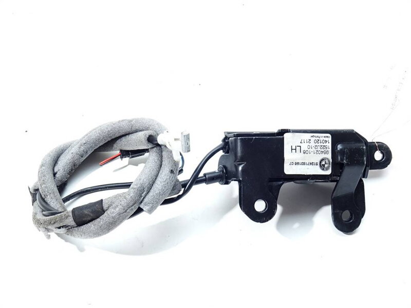 Zámek pátých dveří levý BMW X5 (F15, F85) 2013 - 2018 964021