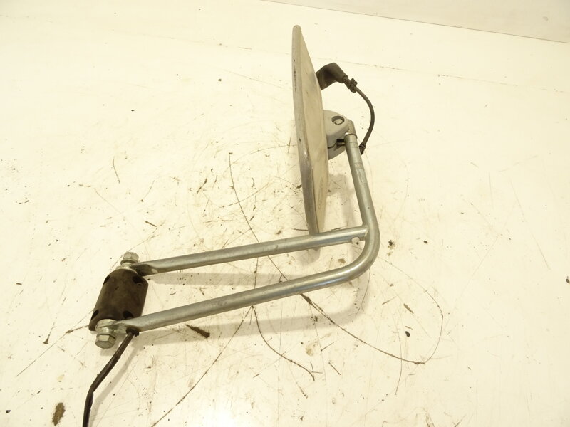 Zpětné zrcátko pravé Steyr ---