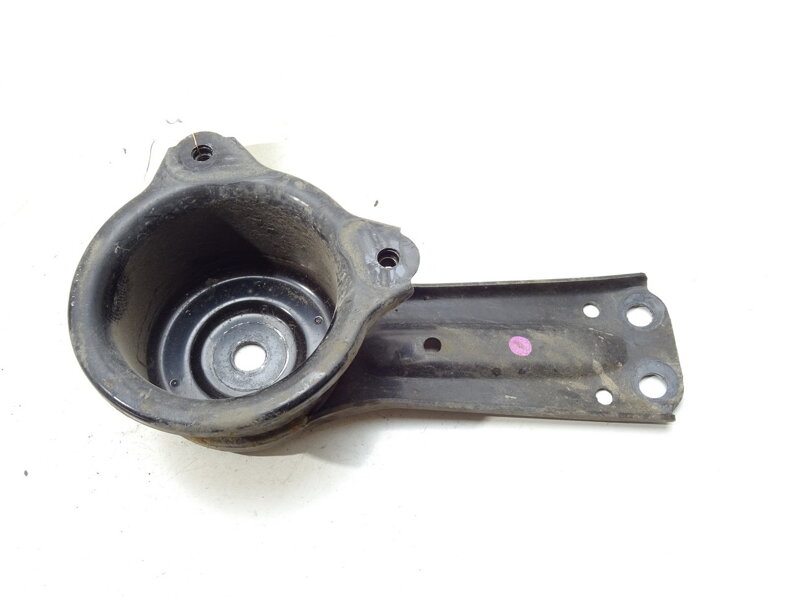 Výztuha výztuha konzole zavěšení levá Lexus RC (_C1_) 2014 - 2022