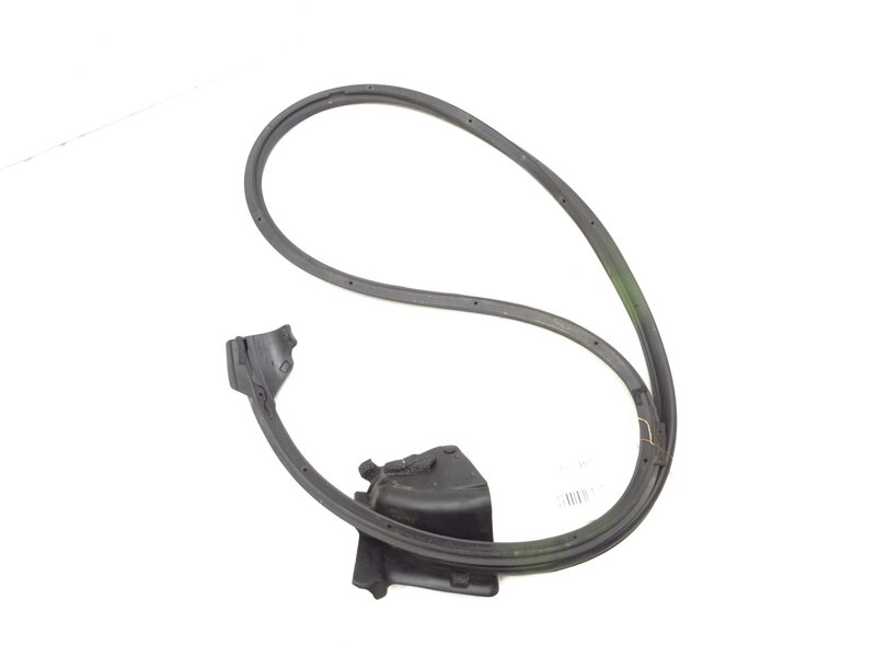 Těsnění dveří levé Lexus RC (_C1_) 2014 - 2022